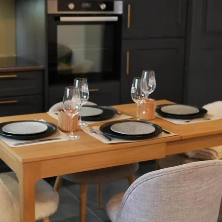 Holiday home A Deux Pas De Geneve *